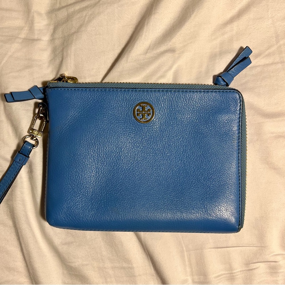 Tory Burch Robinson Wristlet